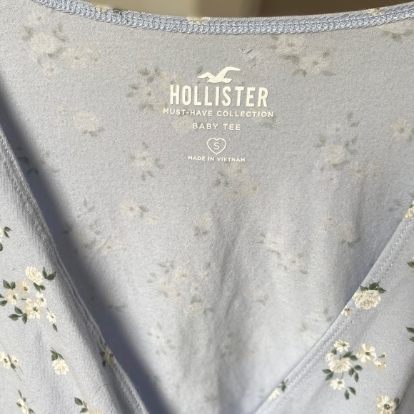 Hollister Cross Front Baby Tee Must Have Collection Blue White Flowers Size S - Picture 5 of 13